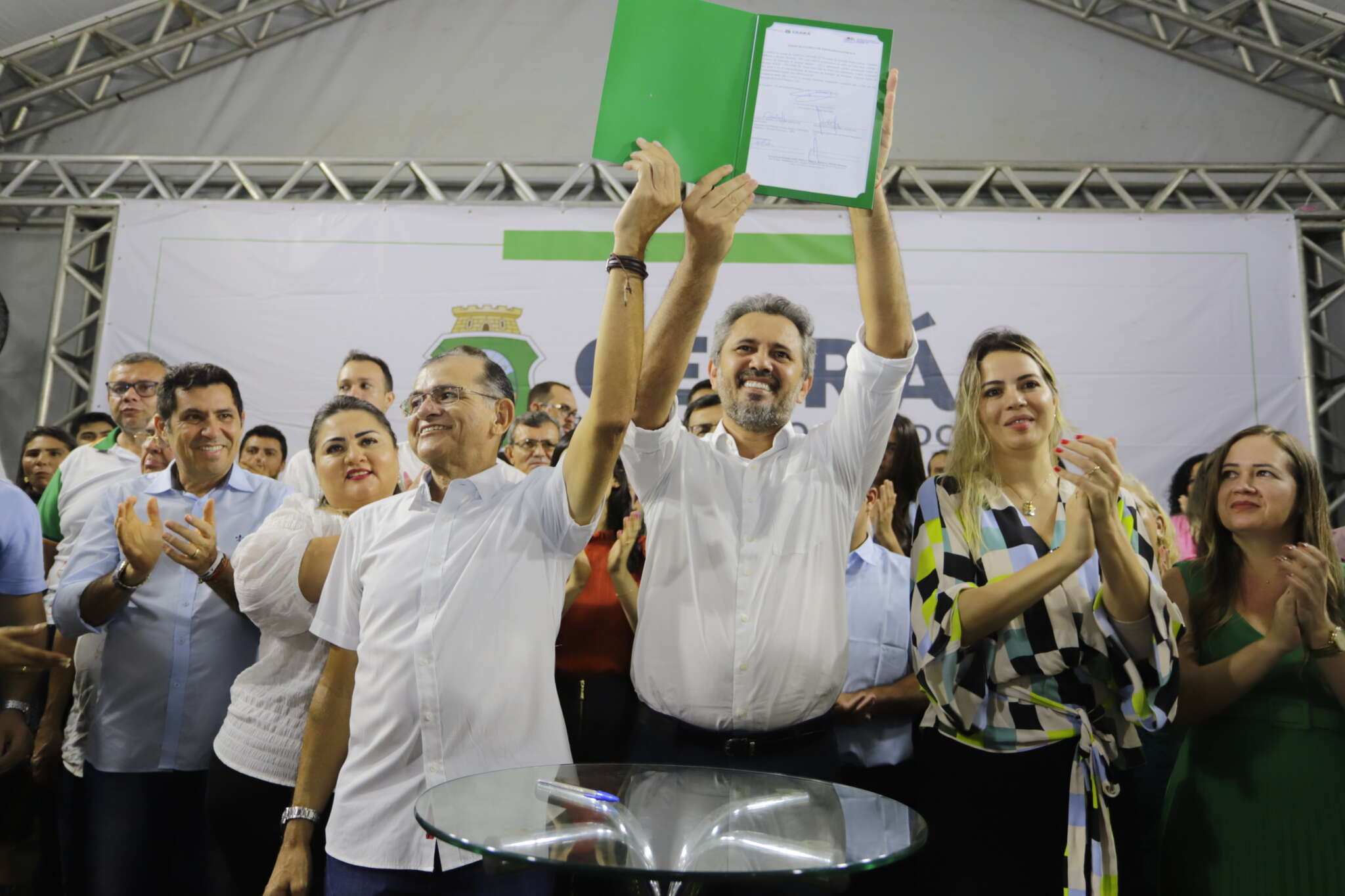 Governo do Ceará entrega equipamentos de educação e assistência social em General Sampaio