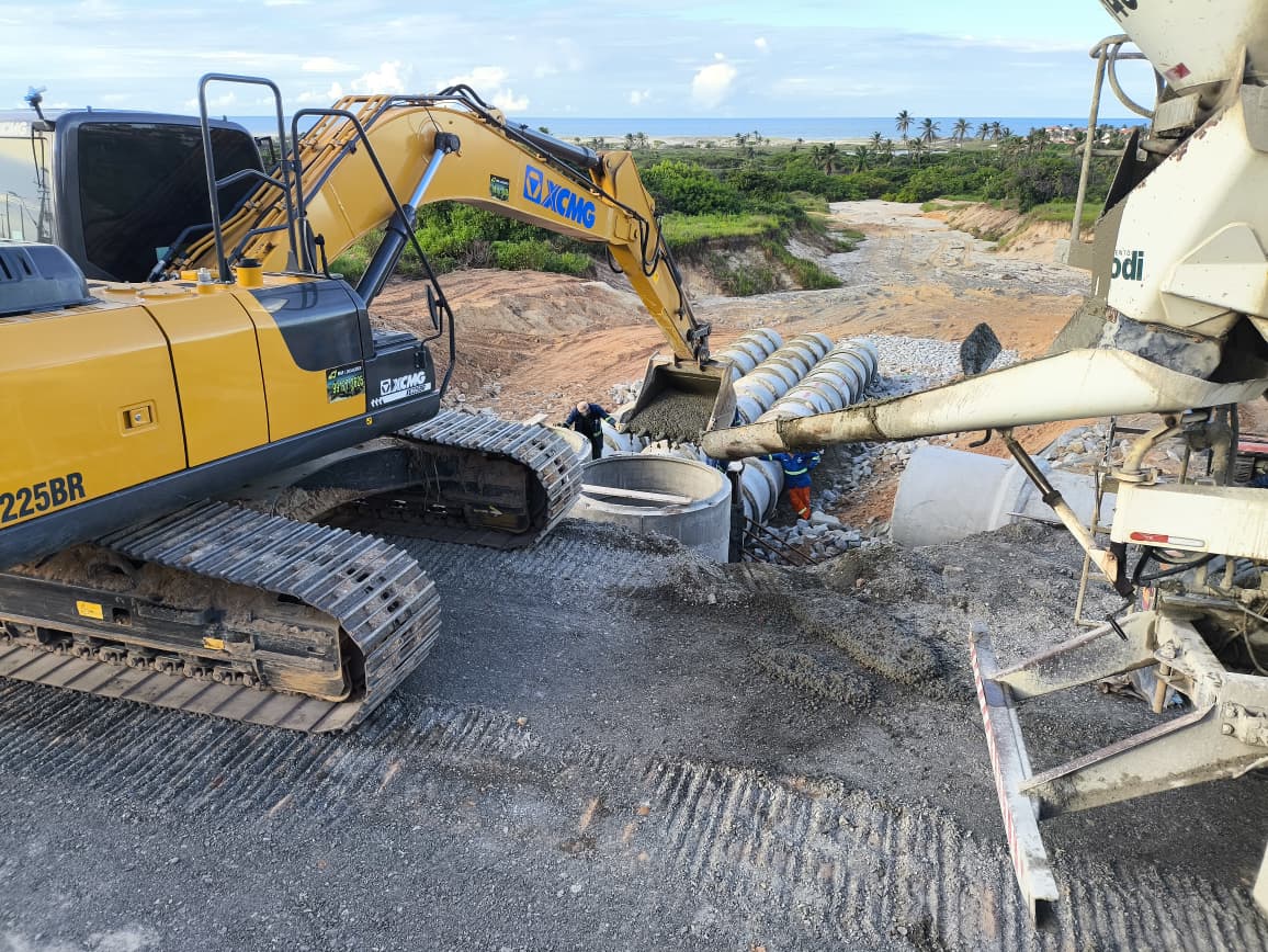 Obra na CE-025 em Aquiraz entra na fase final
